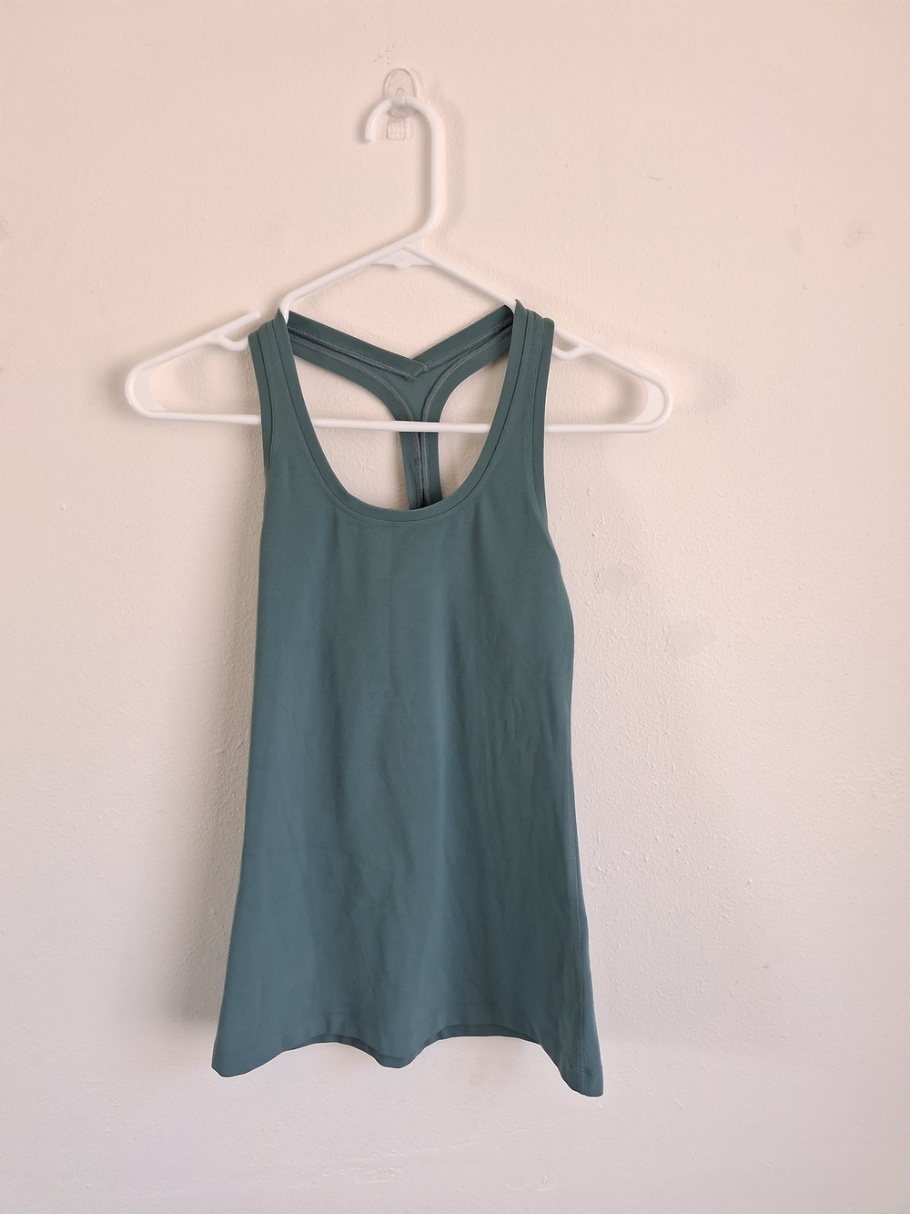Lullulemon Womens Racerback Tank Top - Picture 3 of 3